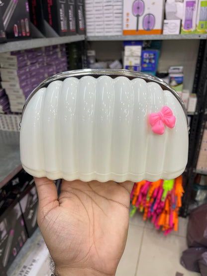 Elegant Shell Tissue Box
